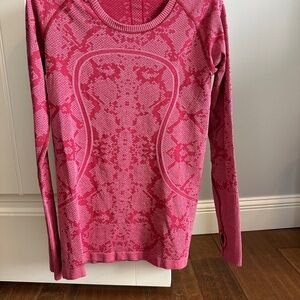 Lululemon Athletica Pink Patterned Long Sleeve Top